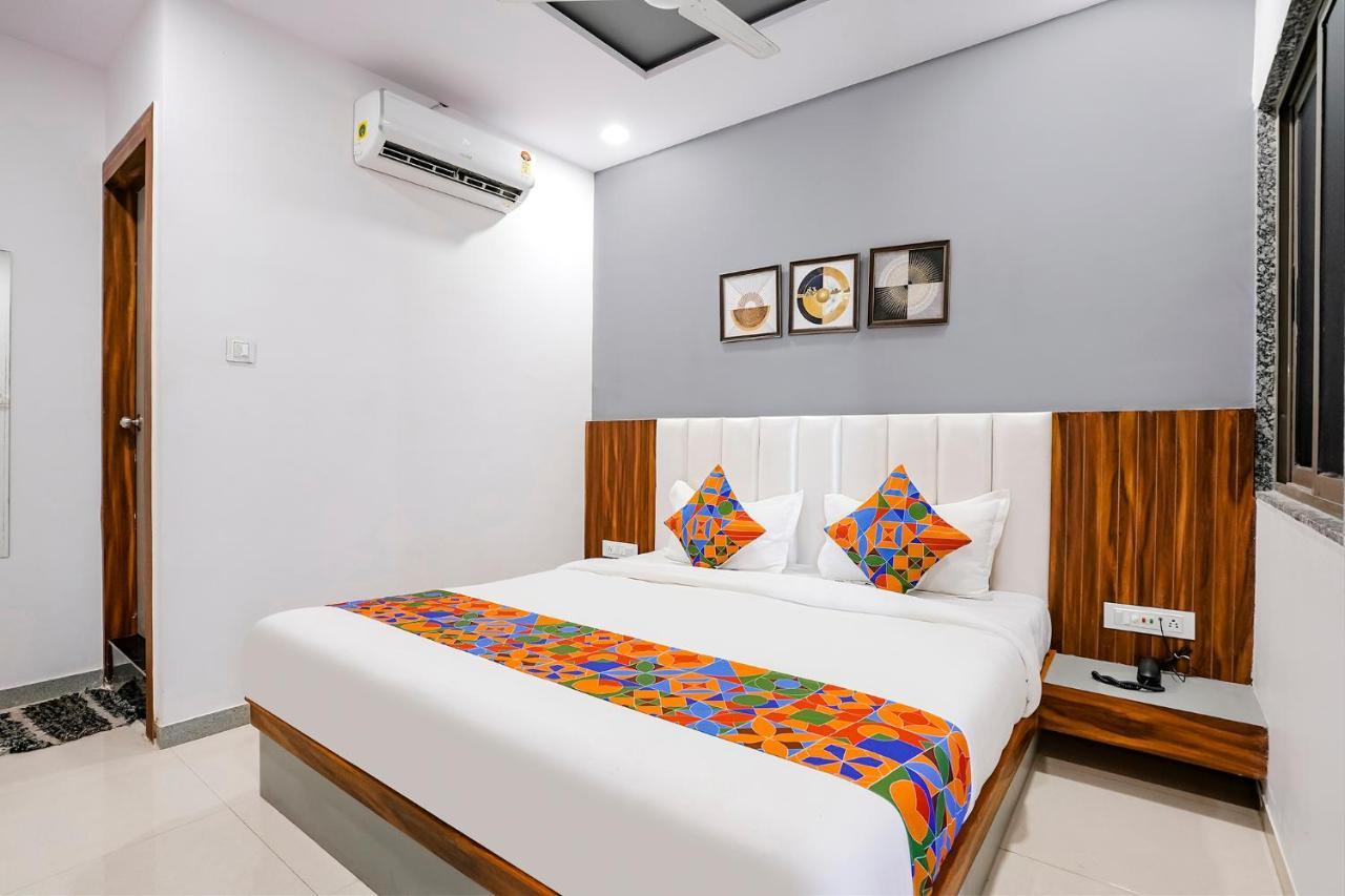 Fabhotel Magnus Surat Luaran gambar